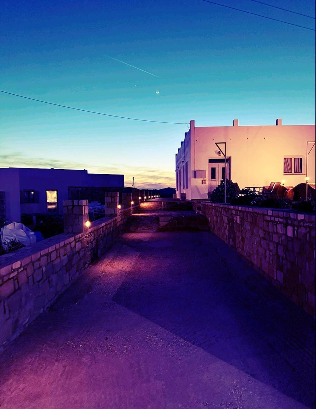 Sea, Sunset & Garden View Parasporos Houses, Milos Adamantas  Exterior foto